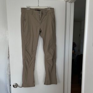 Prana Women Cargo Pants in Tan